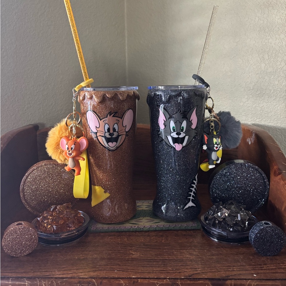 Tom and Jerry Glitter Tumbler Set contact before purchasing these are handmade